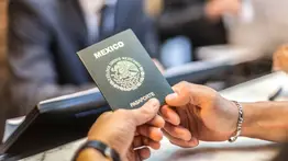 Mexicanos en Texas | Así pueden renovar el pasaporte (+Requisitos)