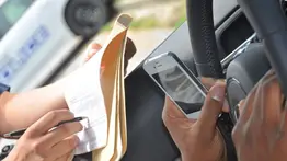 ¿Te pueden deportar de EEUU por un ticket de tráfico?