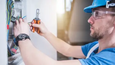 EEUU | En estos estados ofrecen los mejores salarios para electricistas (+MONTOS) EEUU | En estos estados ofrecen los mejores salarios para electricistas (+MONTOS)