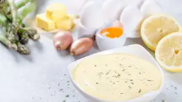 ¿Salsa bearnesa u holandesa? Te contamos sus diferencias