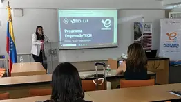 EmprendeTECH activa becas para estudiantes y egresados de la UCV