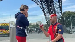 París 2024: Los judocas que se comprometieron en la Torre Eiffel (+FOTOS)