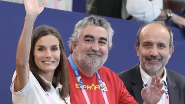 Reina Letizia está en París para apoyar a la selección de waterpolo (+FOTOS) Reina Letizia está en París para apoyar a la selección de waterpolo (+FOTOS)