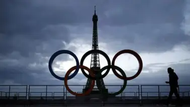 La luna llena deslumbró en París al alinearse sobre los anillos olímpicos (+Video) La luna llena deslumbró en París al alinearse sobre los anillos olímpicos (+Video)