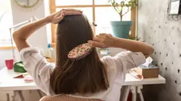 5 peinados que puedes hacerte los días que hace calor y te harán lucir muy bien