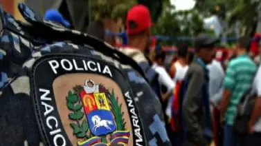 Recomiendan tomar rutas alternas ante cordones policiales que contienen a manifestantes Recomiendan tomar rutas alternas ante cordones policiales que contienen a manifestantes