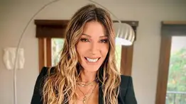 La actriz Catherine Fulop después de votar: Deber y derecho cumplido