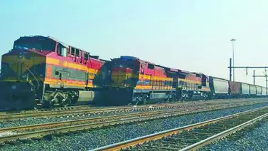 Adolescente provocó el descarrilamiento de un tren para grabarlo (+Video) Adolescente provocó el descarrilamiento de un tren para grabarlo (+Video)