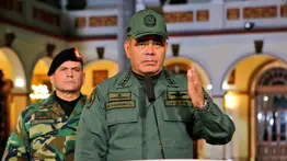 Padrino López denuncia pretensión de "enrarecer el clima electoral"