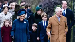 Acribillan a la monarquía inglesa por aumentarse el sueldo (+MONTOS)