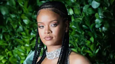 Rihanna presume sus atributos en redes sociales (+VIDEO) Rihanna presume sus atributos en redes sociales (+VIDEO)