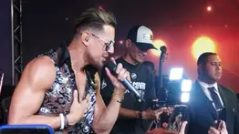 Xavy Muñoz homenajeó a los grandes de la salsa con su Free Cover Live