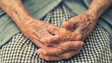 Anciano herido tras desplomarse el techo de su vivienda (+Detalles) Anciano herido tras desplomarse el techo de su vivienda (+Detalles)